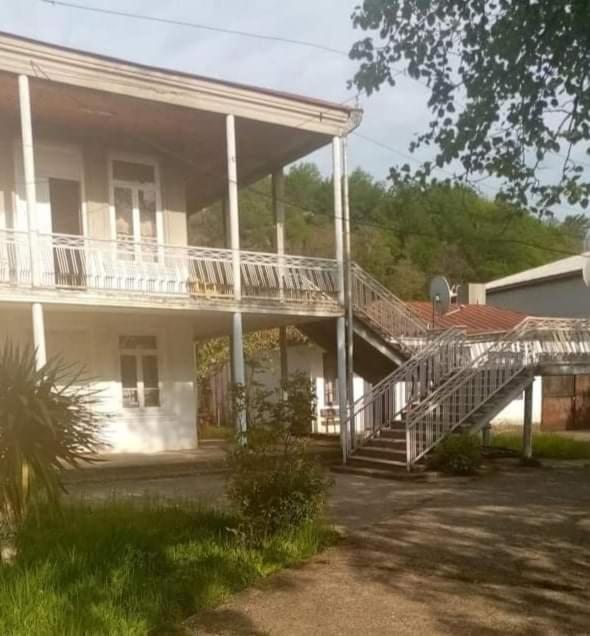 Guest House Knarik Jvari Exterior foto